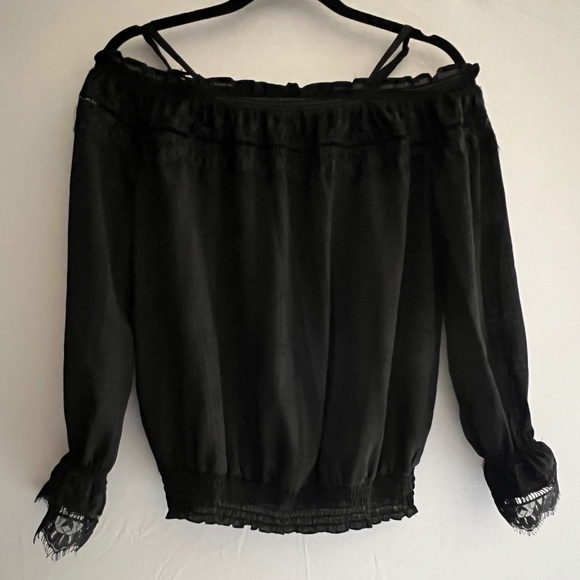 BCX Off the shoulder top, Black, Size SMALL - Picture 2 of 4